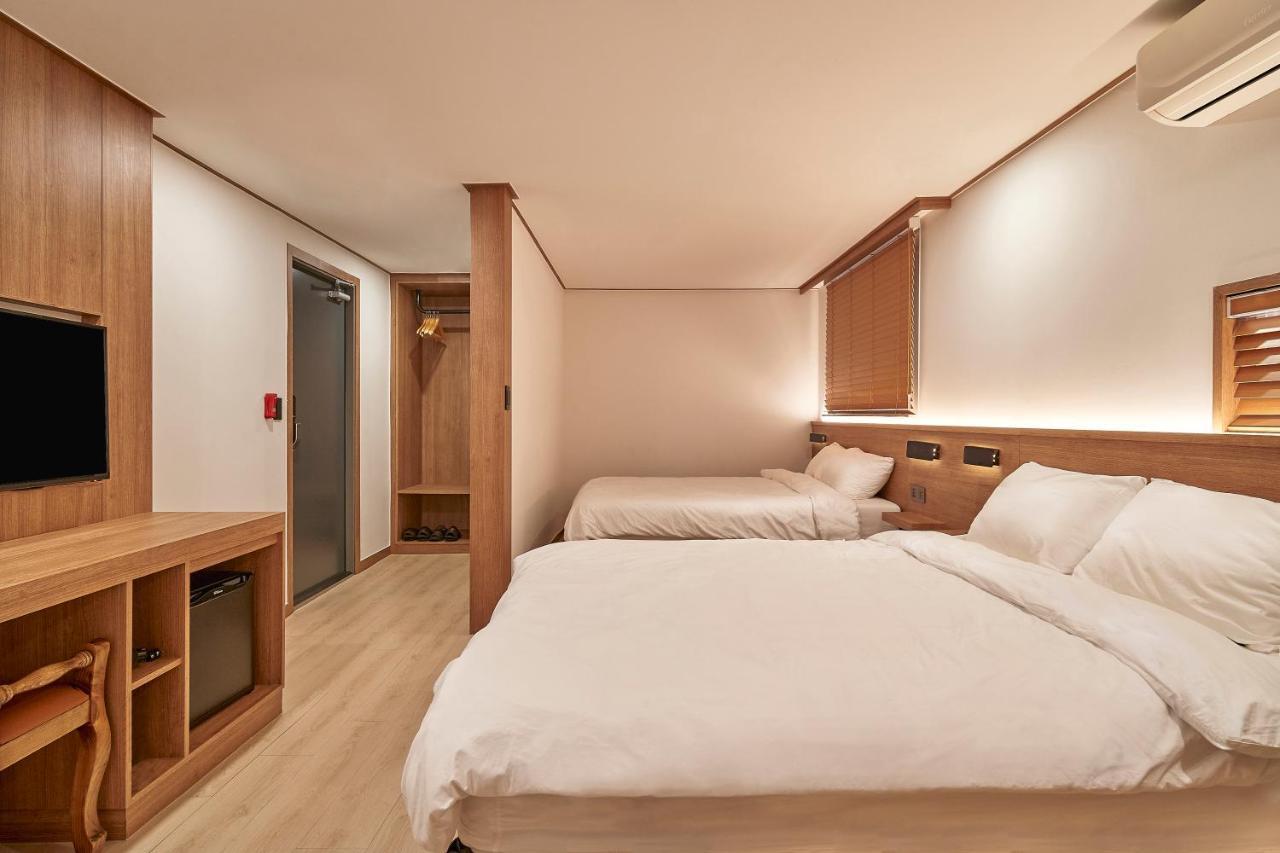 Hotel Monday Cracker Hongdae à Séoul Extérieur photo